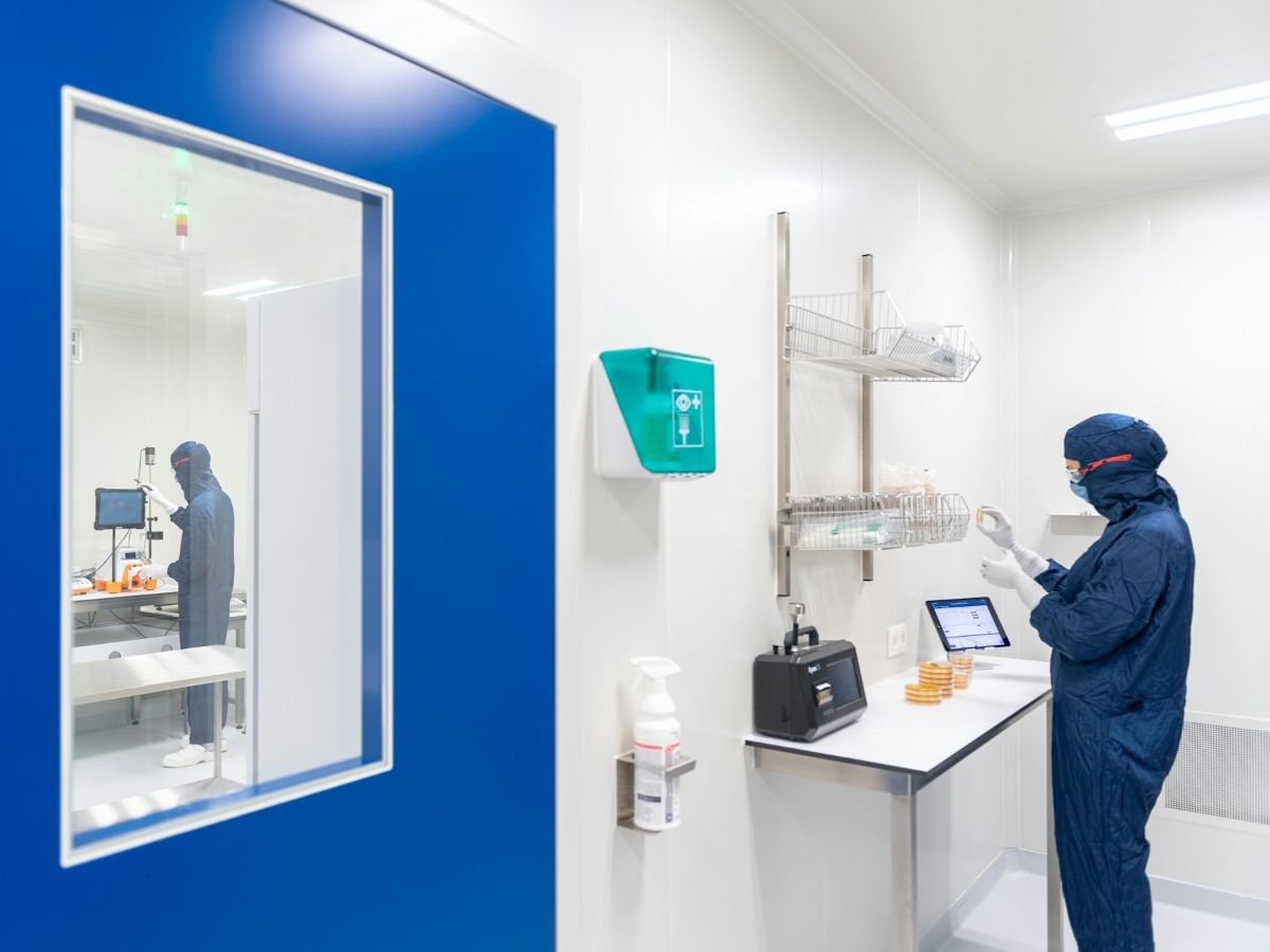 Pharmaceutical GMP compliance and cleanroom operations
